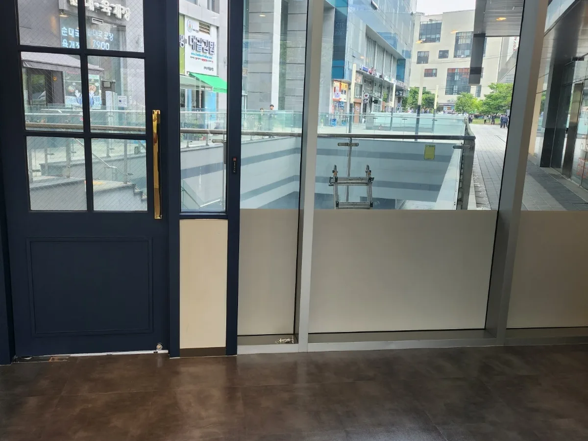 밀양시 부북면 점포 카운터 검사실 위생청소 사례 - 행진크린